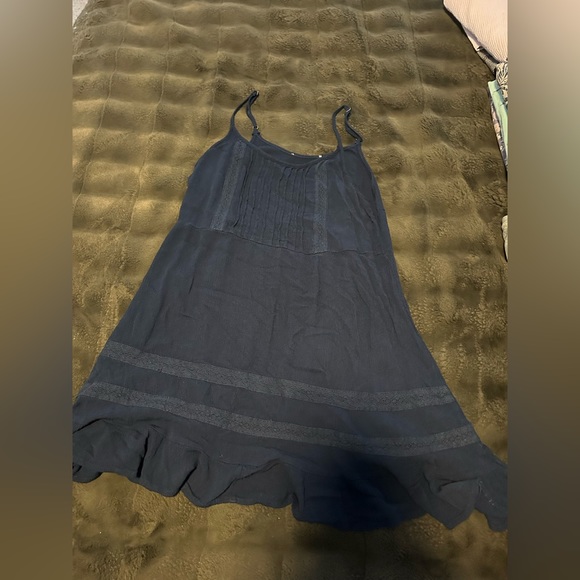 Used dresses - Picture 4 of 7